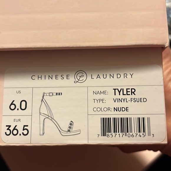 Chinese Laundry Tyler platform sandals with crystal accents CLEARANCE - Picture 8 of 8